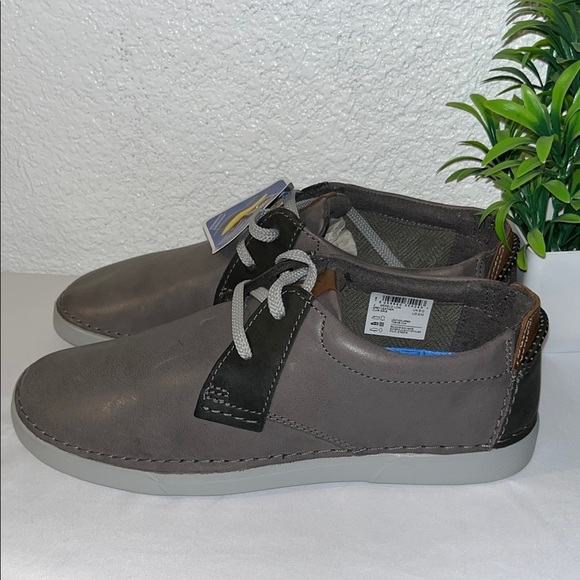 Clark’s collection Men's Gray Casual Shoes - Picture 2 of 9